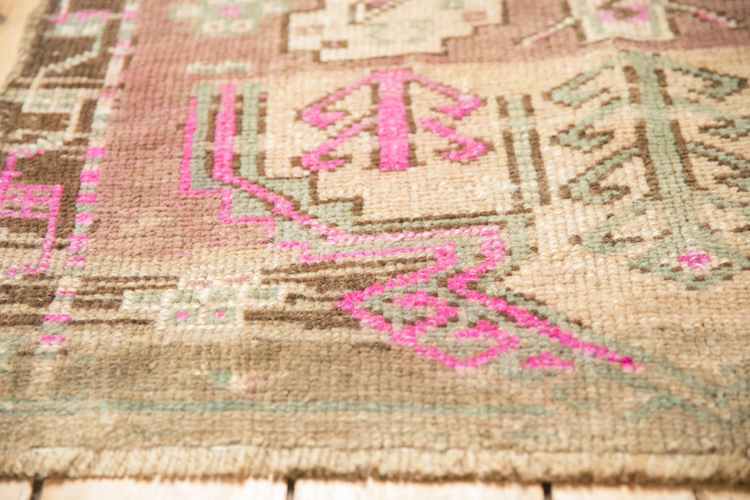 3x3.5 Vintage Distressed Kars Square Rug