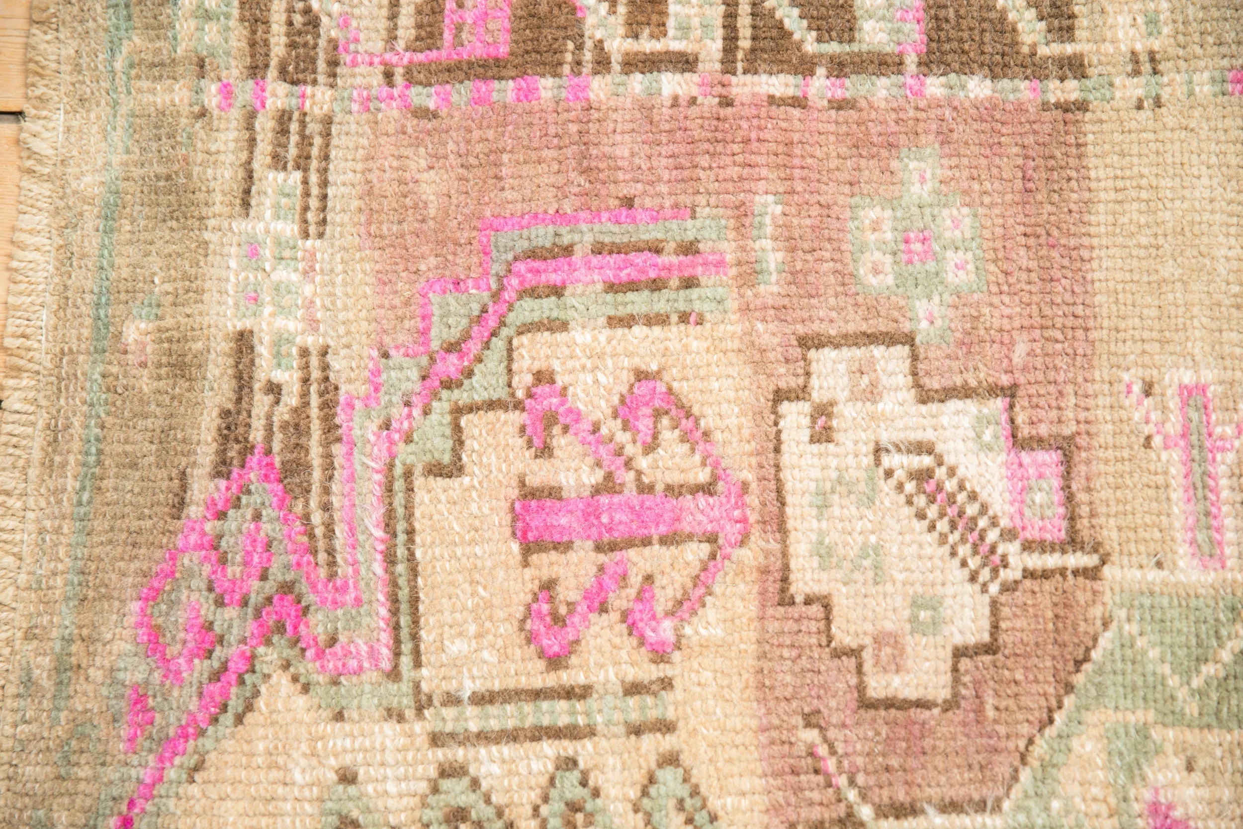 3x3.5 Vintage Distressed Kars Square Rug