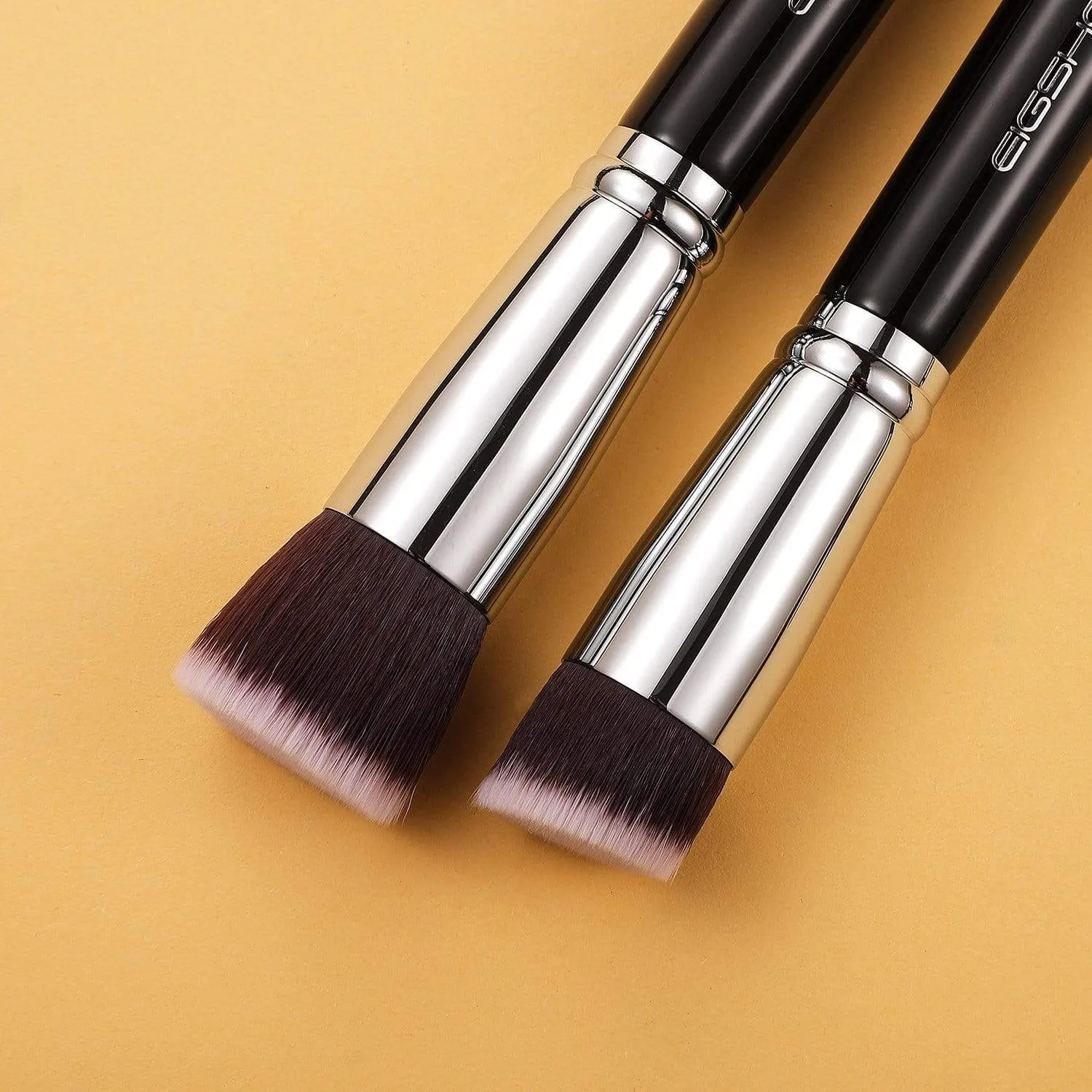 8 PCS SCULPT AND BLEND BRUSH KIT - BRIGHT SILVER