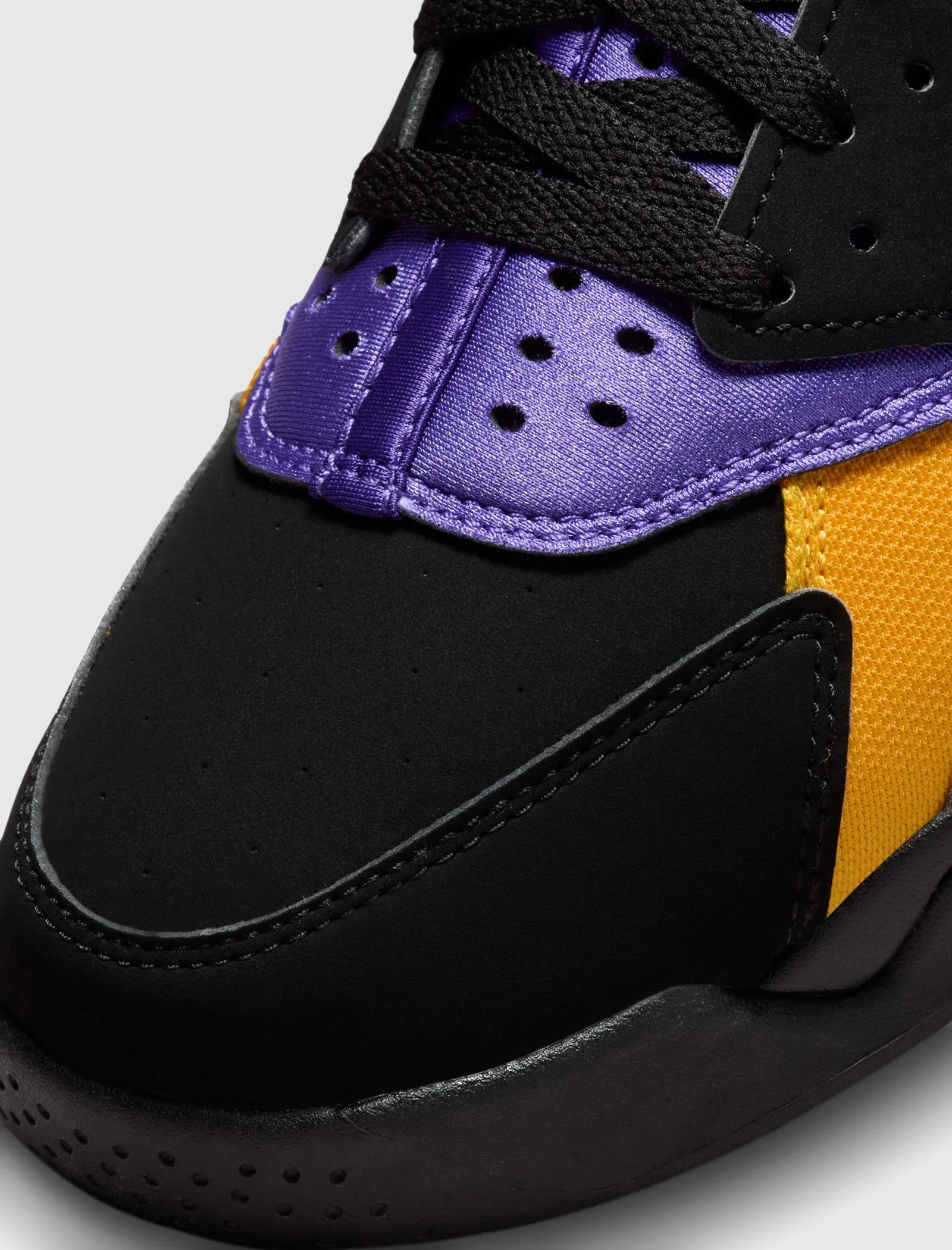AIR FLIGHT HUARACHE "LAKERS AWAY"