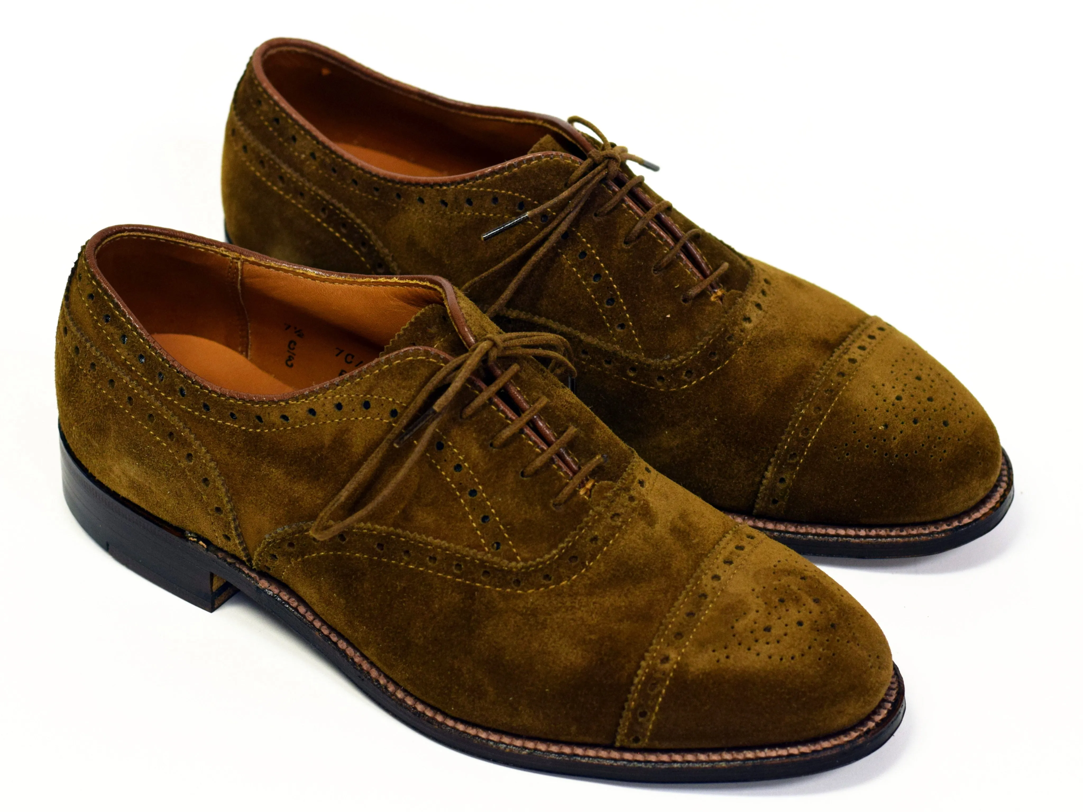 Alden 51670F Snuff Suede Medallion Tip Balmoral