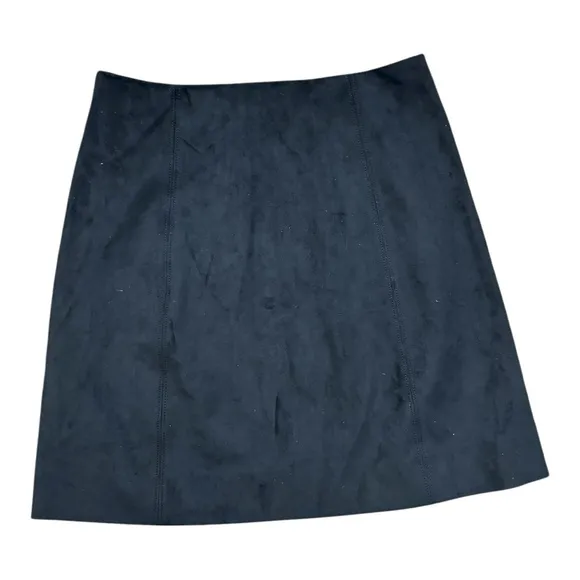 BABATON | NWT! $110 Aritzia Hopper Suede A-line Mini Skirt in Black, Size 4