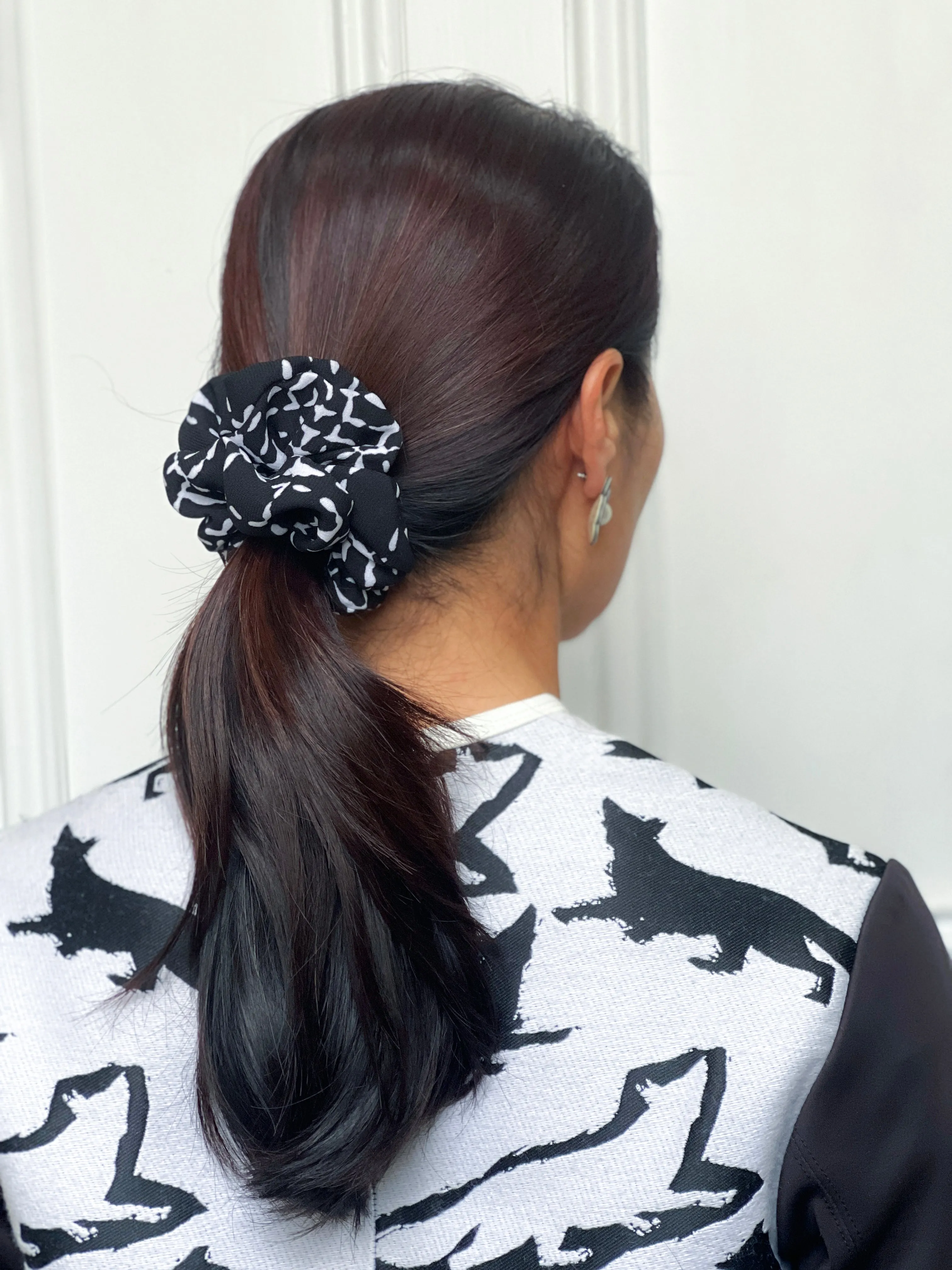 Bon Chic Bon Genre Medium Scrunchie
