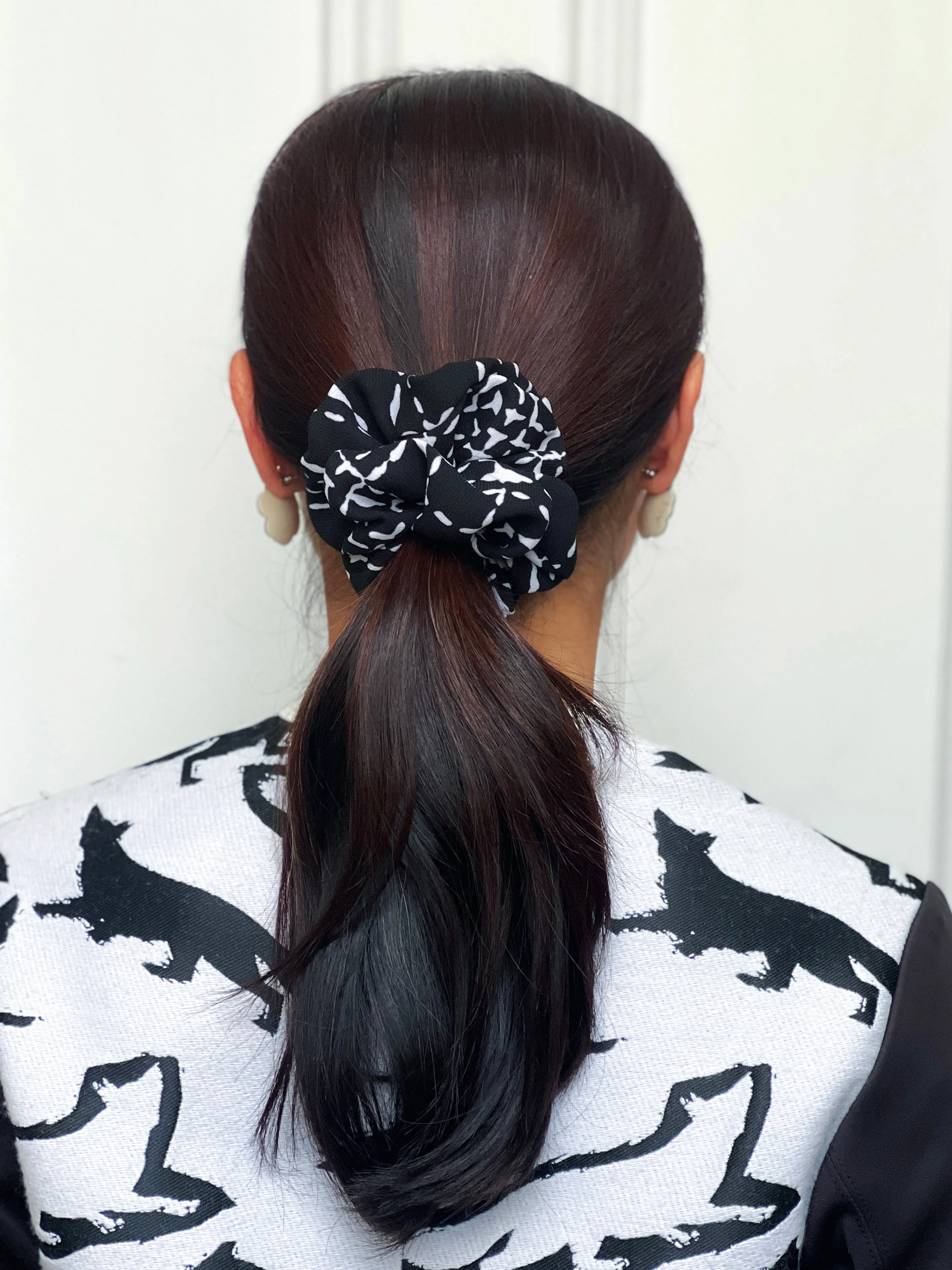 Bon Chic Bon Genre Medium Scrunchie