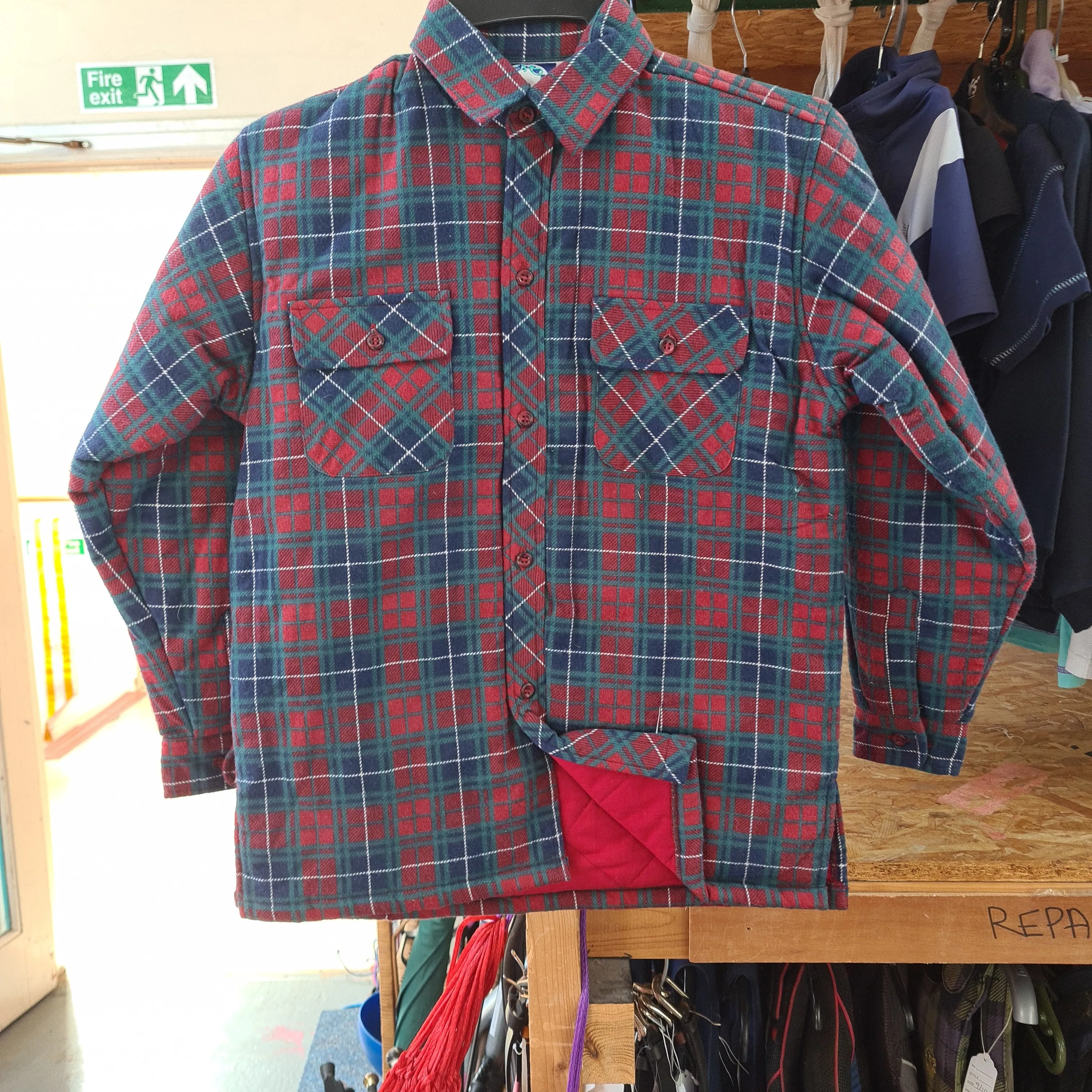 Boys green checked thick quilted shirt long sleeve FREE POSTAGE 🟢