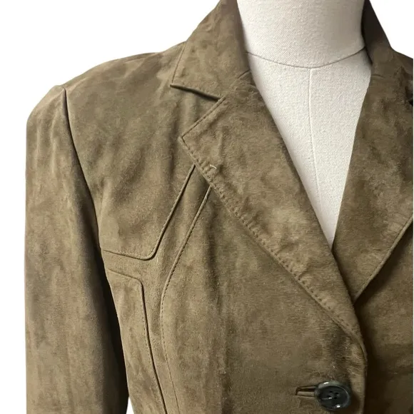 Elements by Vakko buttery soft suede mossy green tailored jacket in size medium