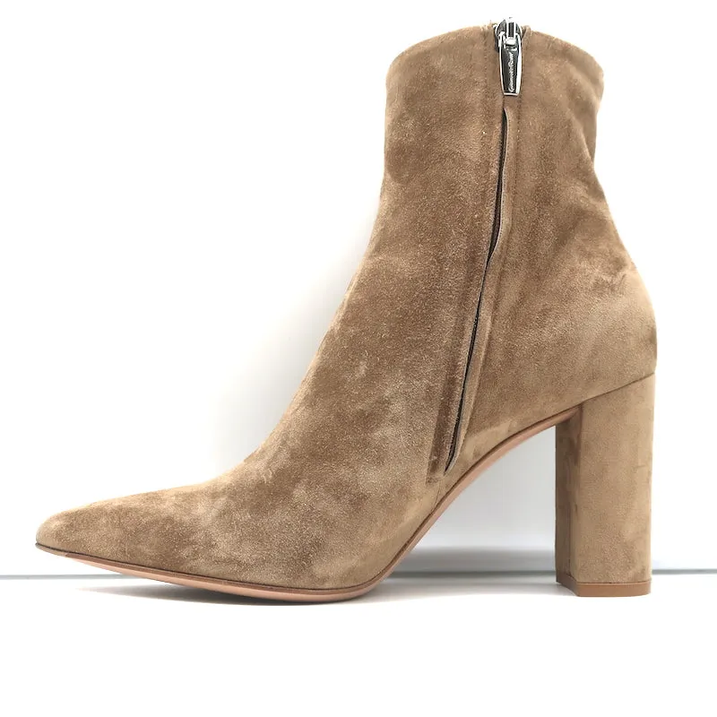 Gianvito Rossi Piper 85 Ankle Boots Tan Suede Size 38.5 Pointed Toe Booties