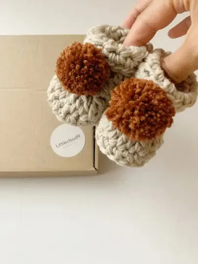 Gingerbread Pompoms Hand-crocheted Baby Booties Merino Wool - Light Beige