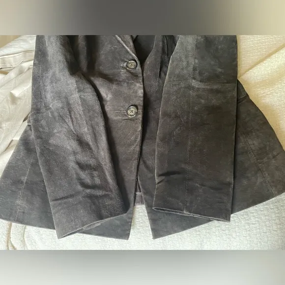 Jacklyn Smith Gray Suede Blazer
