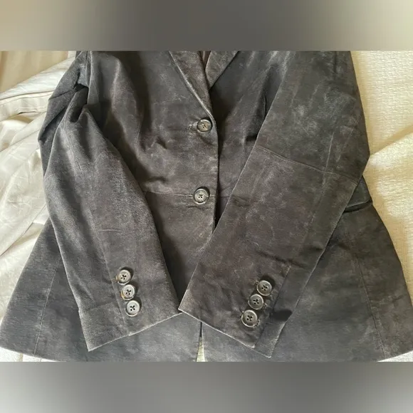 Jacklyn Smith Gray Suede Blazer