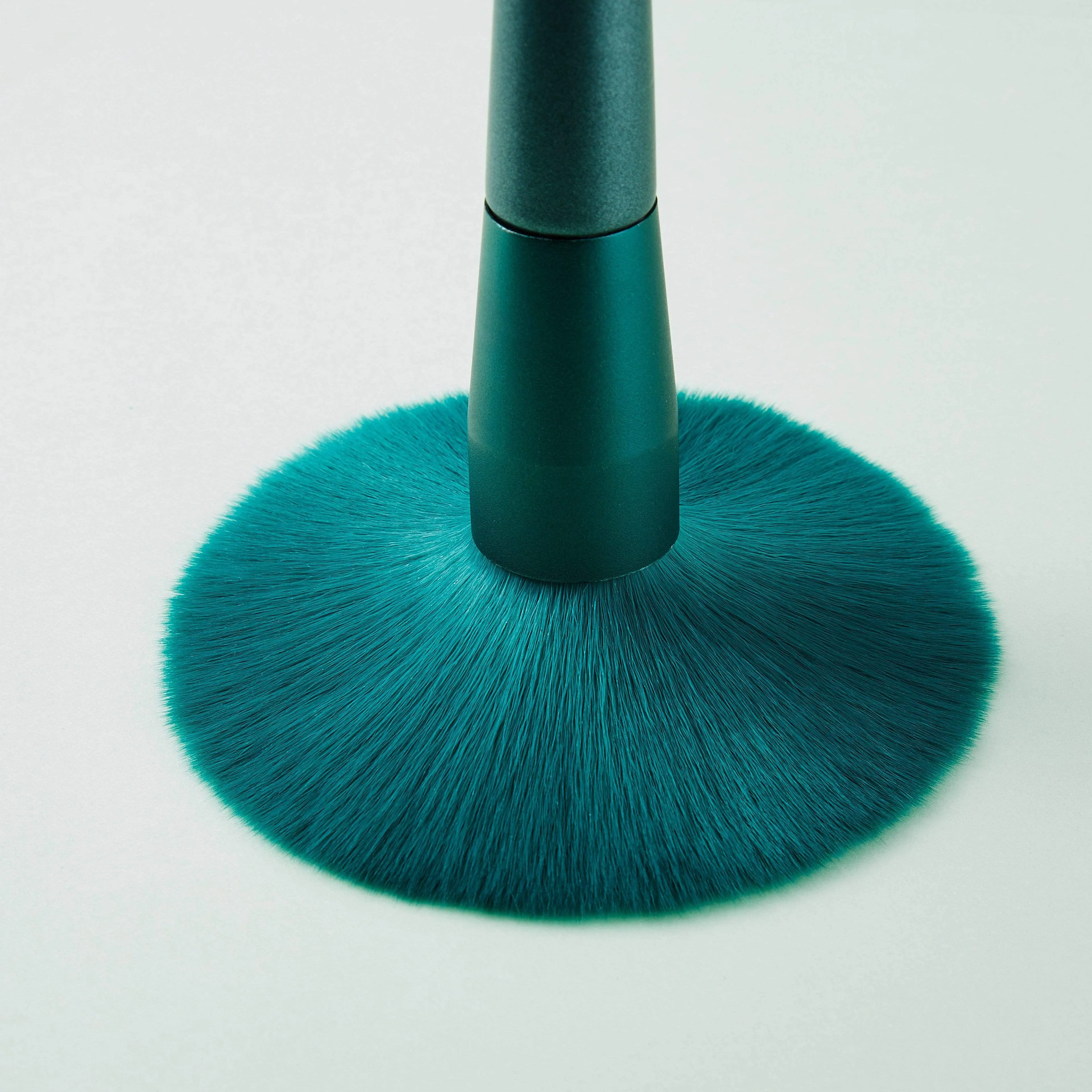 JADE SERIES - 8 PCS JADE GREEN BRUSH KIT WITH BOX