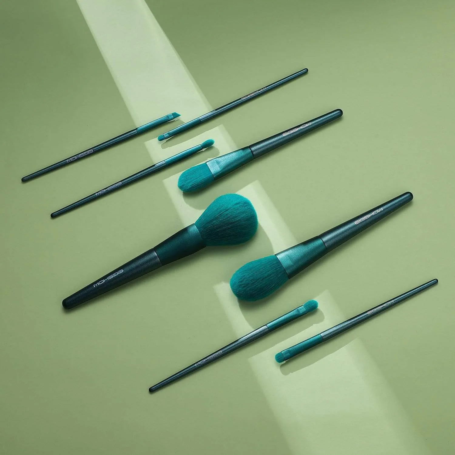 JADE SERIES - 8 PCS JADE GREEN BRUSH KIT WITH BOX