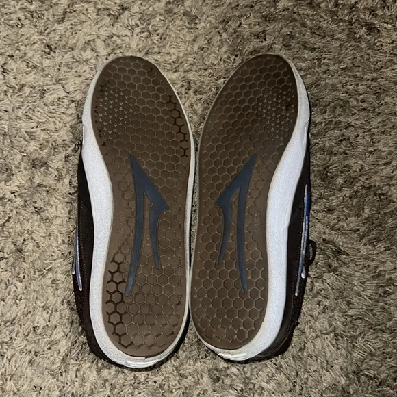 Lakai Essex  Chocolate Suede size 12