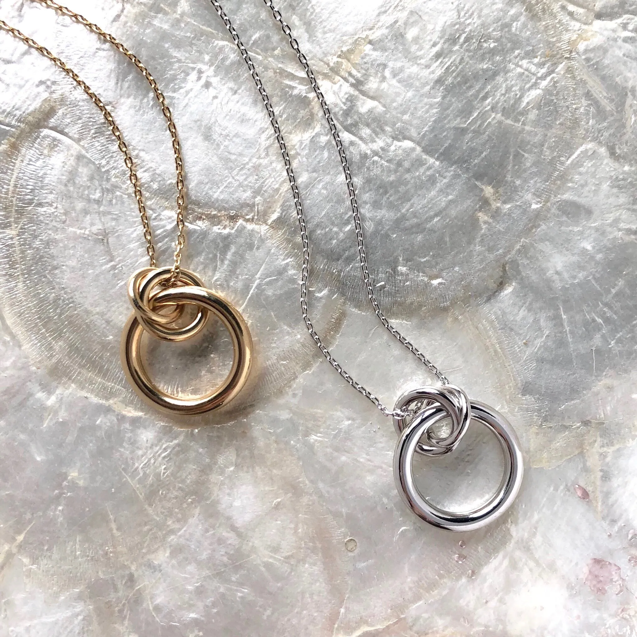 Link Pendant in Rhodium