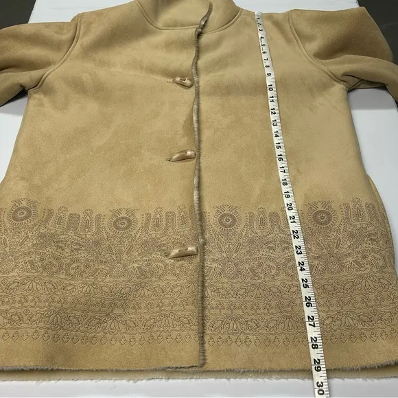 Liz Claiborne Faux Suede Jacket Coat Size M Buttons Sherpa Lined Pockets Classic