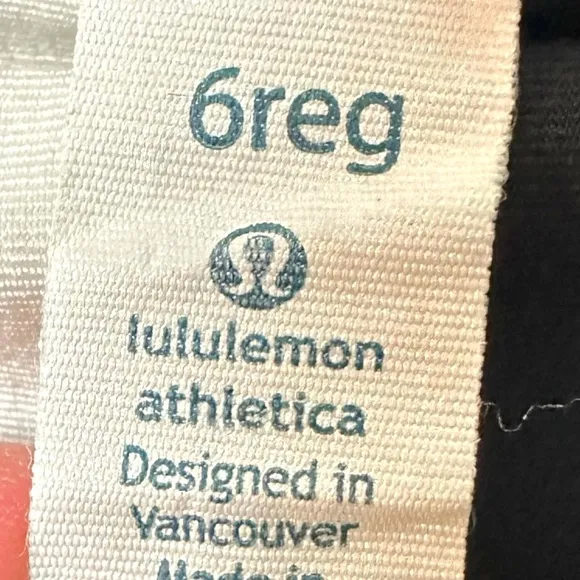 Lululemon Pace Rival Skirt Skort Size 6 Black White Leaves Angel Wing HTF