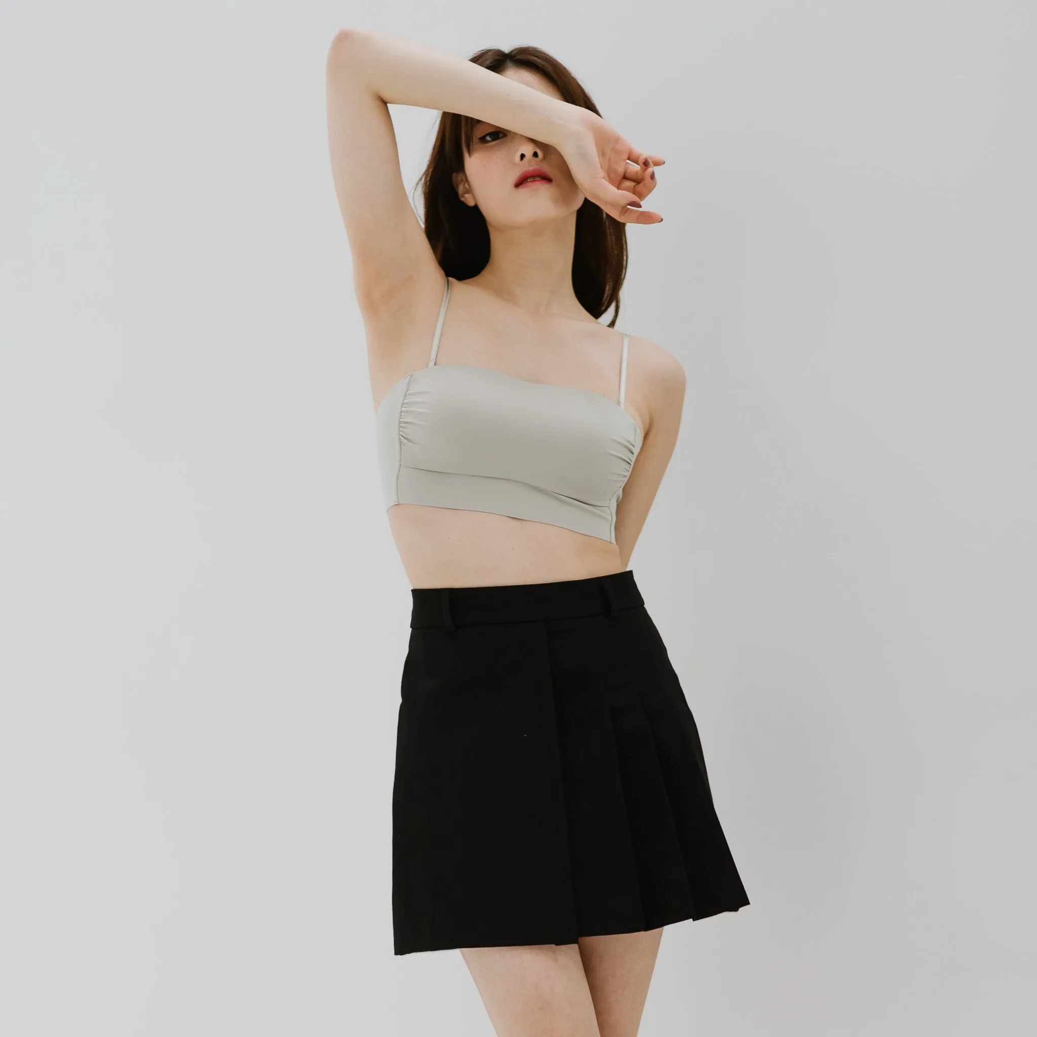 Minimalist Chic! Ruched Lightly-Lined Seamless Midi Strapless Wireless Bra in Hojicha Latte
